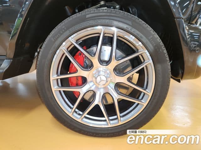 Mercedes-Benz G-Class W463b 4