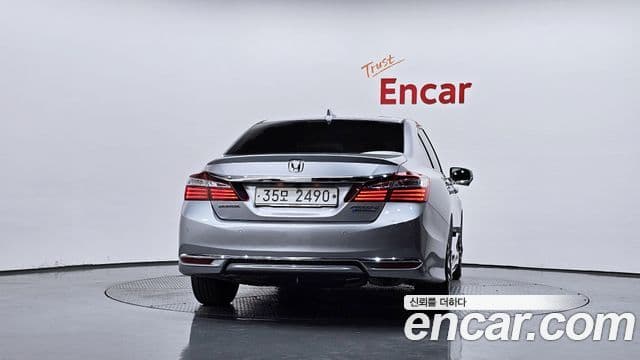 Honda All New Accord 4