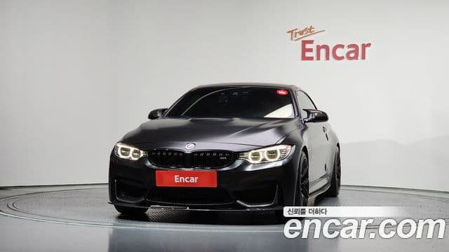 BMW M4 (F82) 3