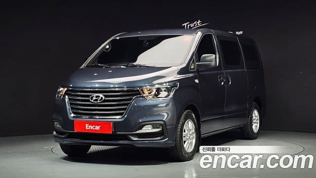 Hyundai The New Grand Starex 1