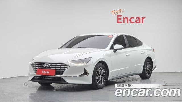 Hyundai Sonata Hybrid (DN8) 1