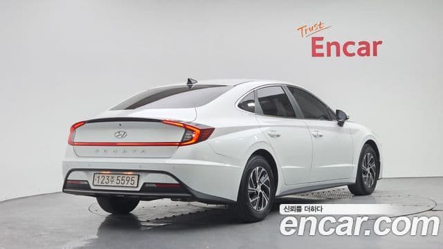 Hyundai Sonata Hybrid (DN8) 2