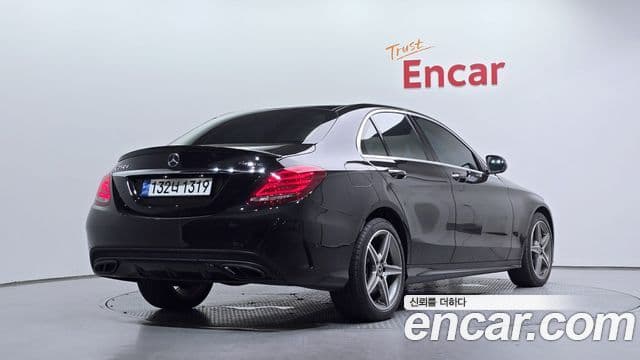 Mercedes-Benz C-Class W205 2