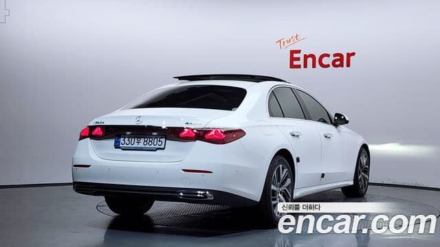 Mercedes-Benz E-Class W214 2
