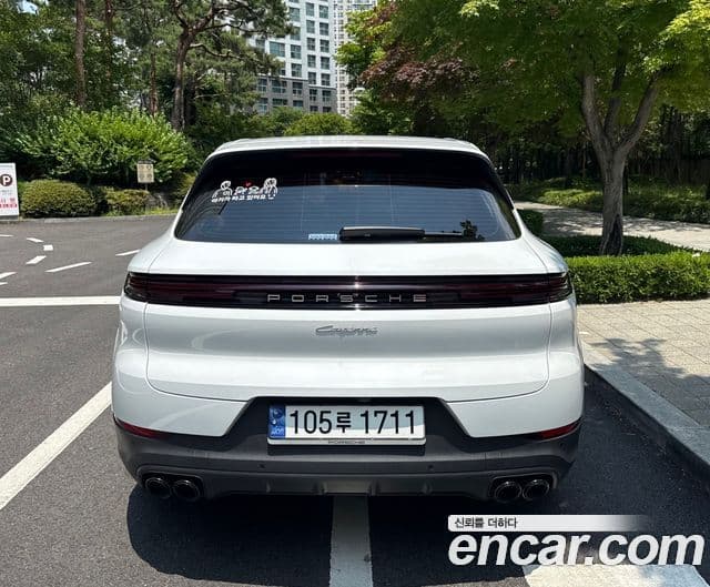 Porsche Cayenne (PO536) 2