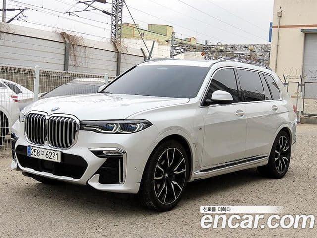 BMW X7 (G07)