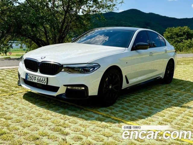 BMW 5 Series (G30)