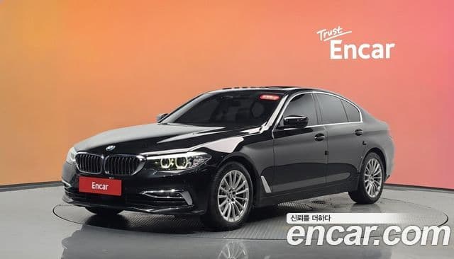 BMW 5 Series (G30)