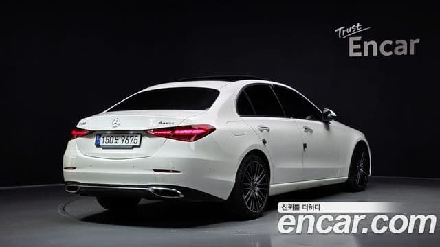 Mercedes-Benz C-Class W206 2