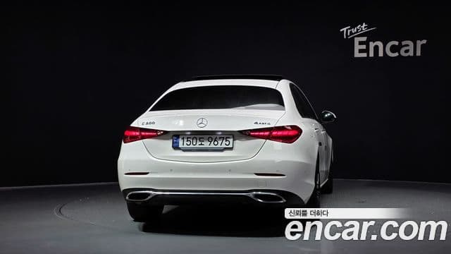 Mercedes-Benz C-Class W206 4