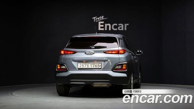 Hyundai Kona 3