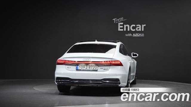 Audi A7 (4K) 3