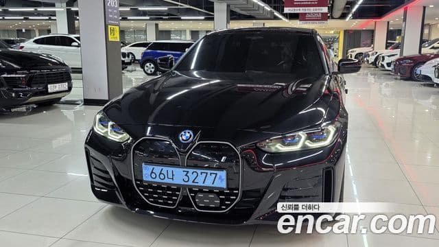 BMW i4 2