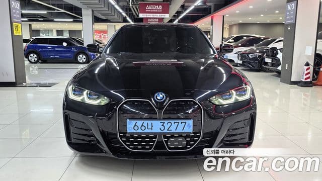 BMW i4 3