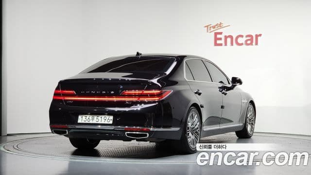 Genesis G90 2