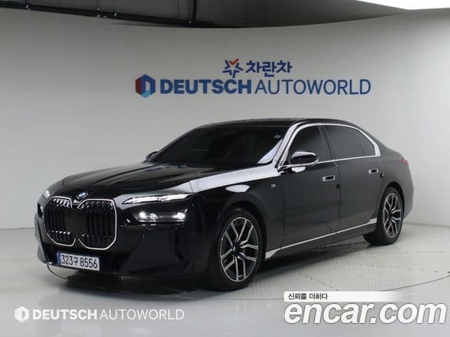 BMW 7 Series (G70)