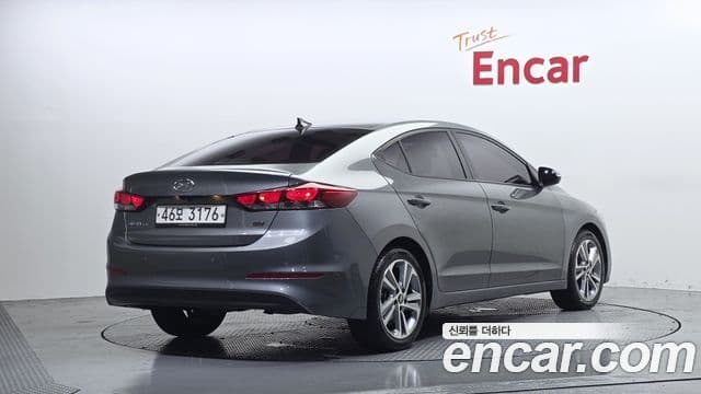 Hyundai Avante AD 2