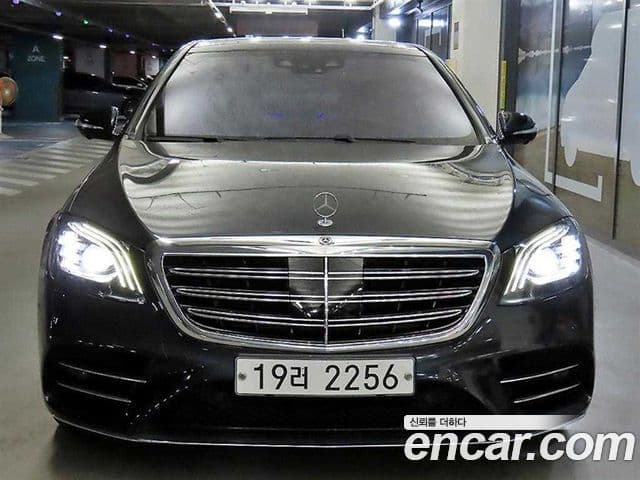 Mercedes-Benz S-Class W222 2