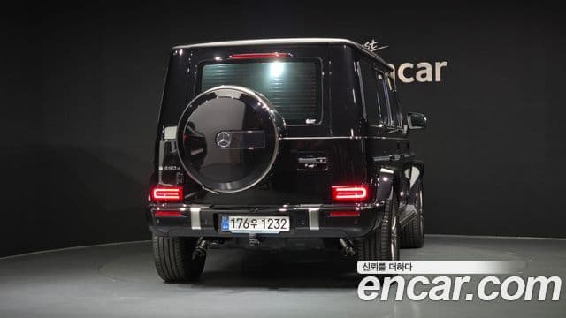 Mercedes-Benz G-Class W465 4