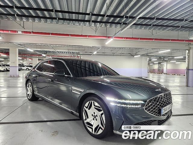 Genesis G90 (RS4) — 1