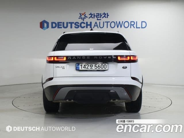 Land Rover Range Rover Velar 3