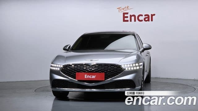 Genesis G90 (RS4) 3