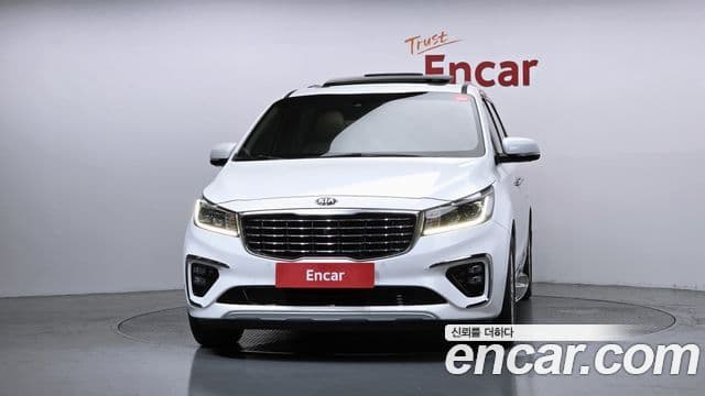 Kia The New Carnival 3