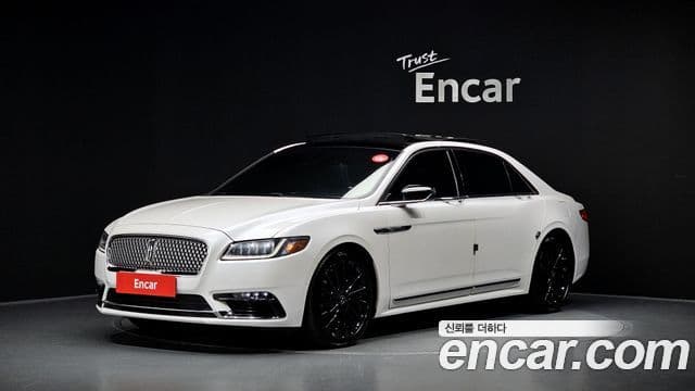Lincoln 컨티넨탈 10th Gen — 1