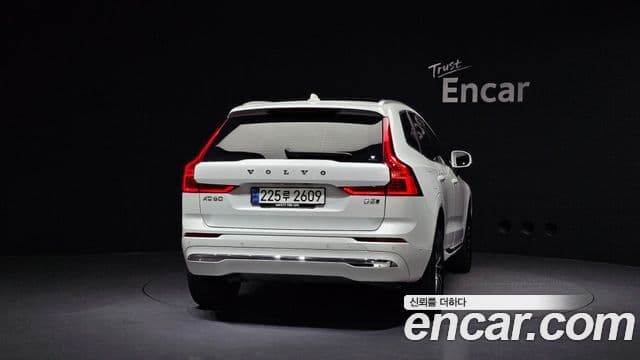 Volvo XC60 2nd Gen 3