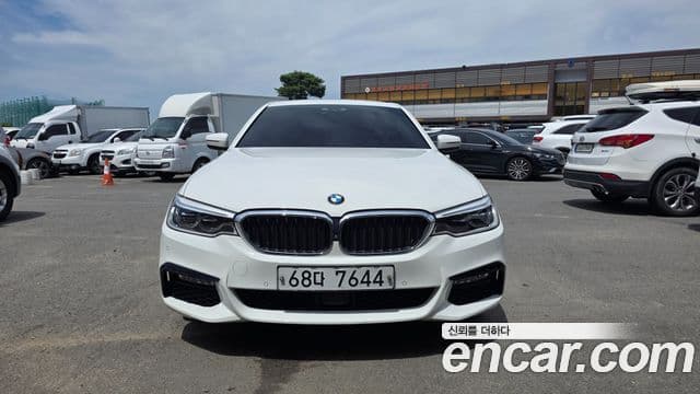 BMW 5 Series (G30)