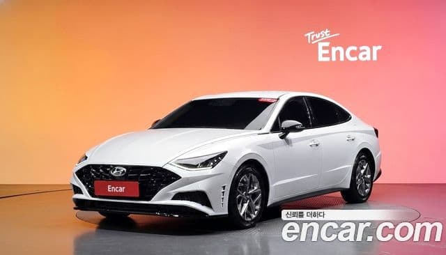 Hyundai Sonata (DN8)