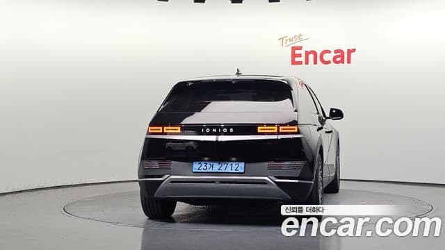 Hyundai Ioniq 5 4