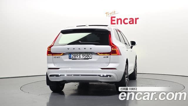 Volvo XC60 2nd Gen 4