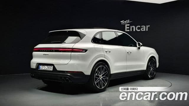 Porsche Cayenne (PO536) 2
