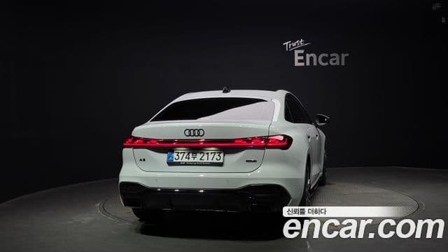 Audi A5 (B10) 3