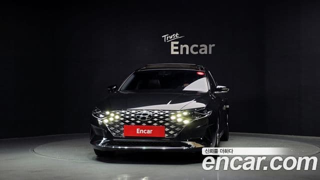 Hyundai The New Grandeur IG 2