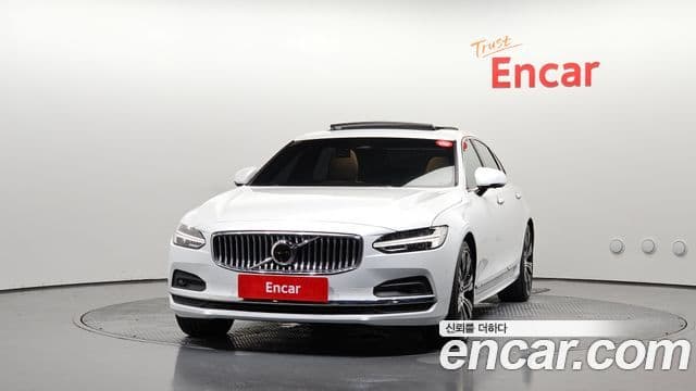 Volvo S90 3