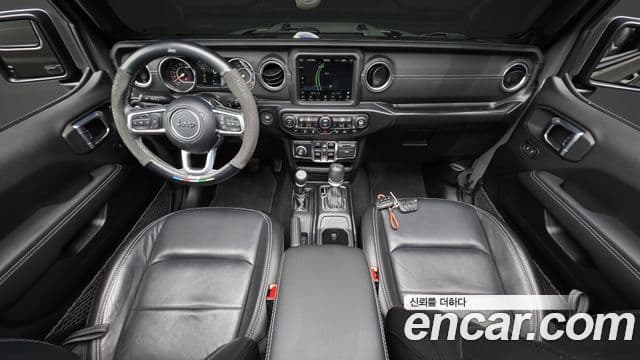Jeep Wrangler (JL) 4