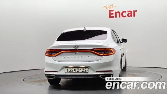 Hyundai Grandeur IG 4