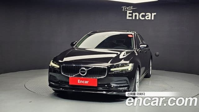 Volvo S90 3