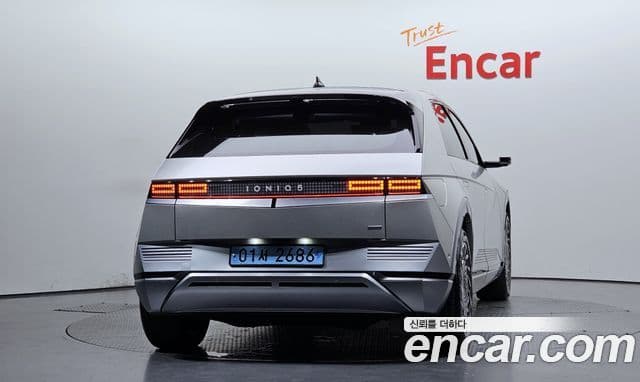 Hyundai Ioniq 5 4