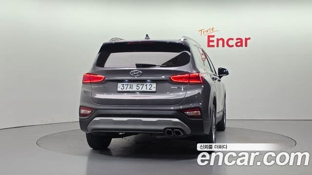 Hyundai Santa Fe TM 4