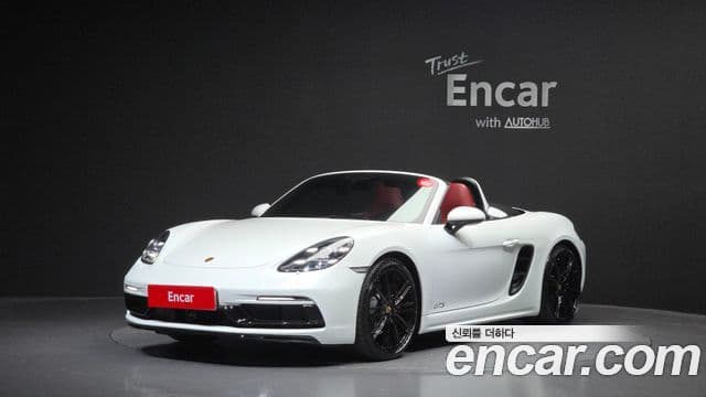 Porsche 718 Boxster — 1
