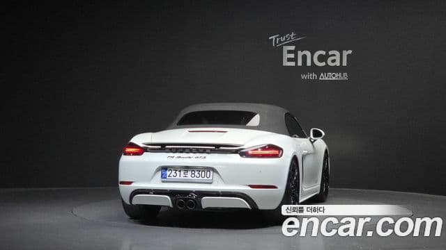 Porsche 718 Boxster 3