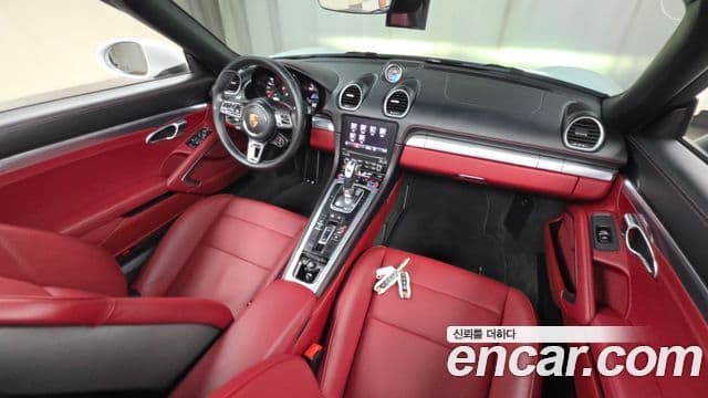 Porsche 718 Boxster 4