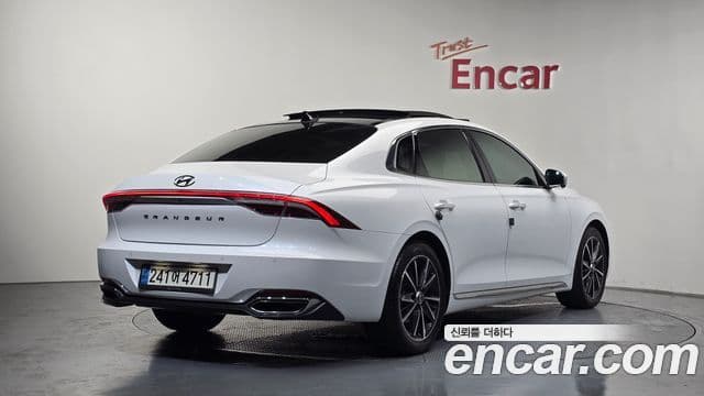Hyundai The New Grandeur IG 2