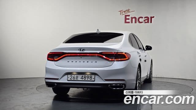 Hyundai Grandeur IG 4