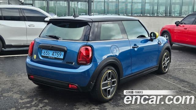 MINI Cooper Electric 2