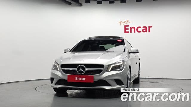 Mercedes-Benz CLA-Class C117 3