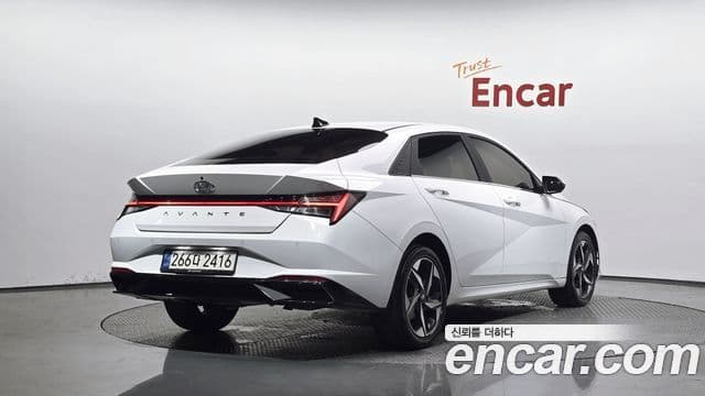 Hyundai Avante (CN7) 2